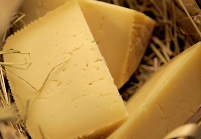 pecorino crotonese400